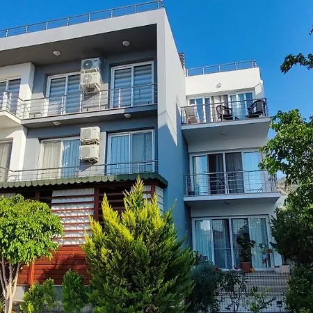 Penthouse By The Sea, Sel 아파트 *